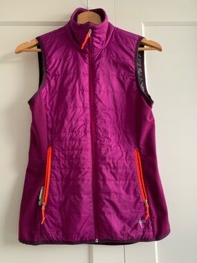 Icebreaker Vest  women’s size S Magenta